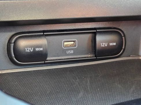 Used 2024 Kia Soul LX w/ Option Group 015 FWD image 31