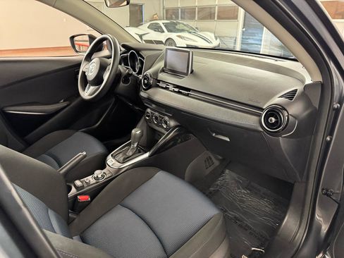 Used 2018 Toyota Yaris iA image 32