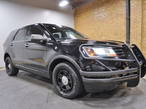 Used 2017 Ford Explorer 4WD Police Interceptor w/ Interior Upgrade Package image 6