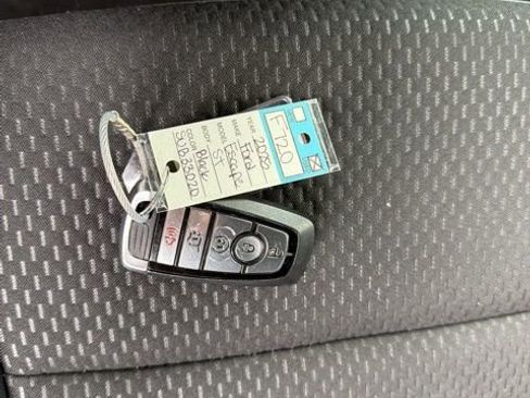 Used 2025 Ford Escape ST-Line Select image 13
