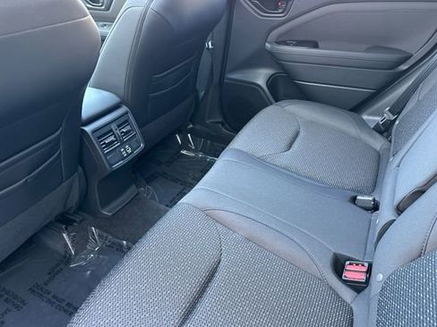 Used 2026 Subaru Forester Premium AWD/4WD image 13
