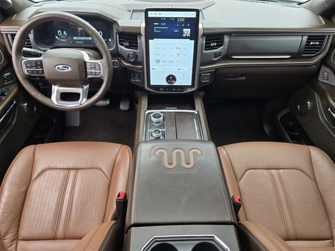 Used 2024 Ford Expedition Max King Ranch image 24