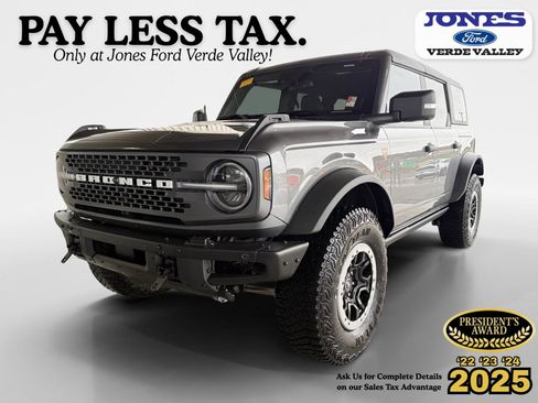 Certified 2022 Ford Bronco Badlands AWD/4WD image 1