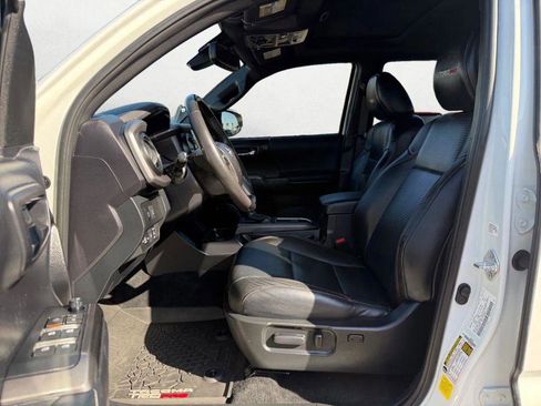 Used 2021 Toyota Tacoma TRD Pro image 12
