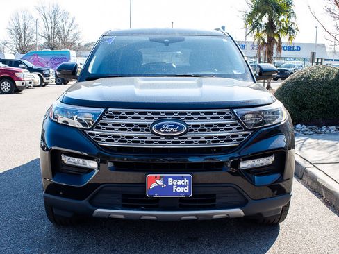 Used 2022 Ford Explorer Limited w/ Equipment Group 301A image 2