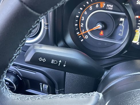 New 2025 Jeep Gladiator Sport image 41