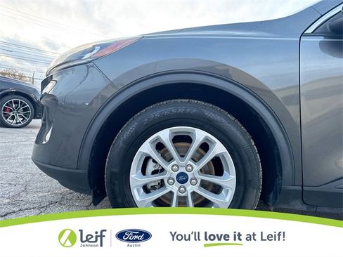 Used 2020 Ford Escape SE image 23