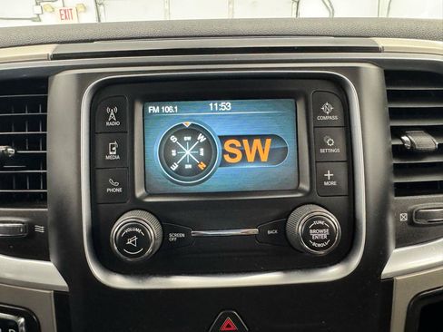 Used 2018 RAM 1500 Outdoorsman AWD/4WD image 30