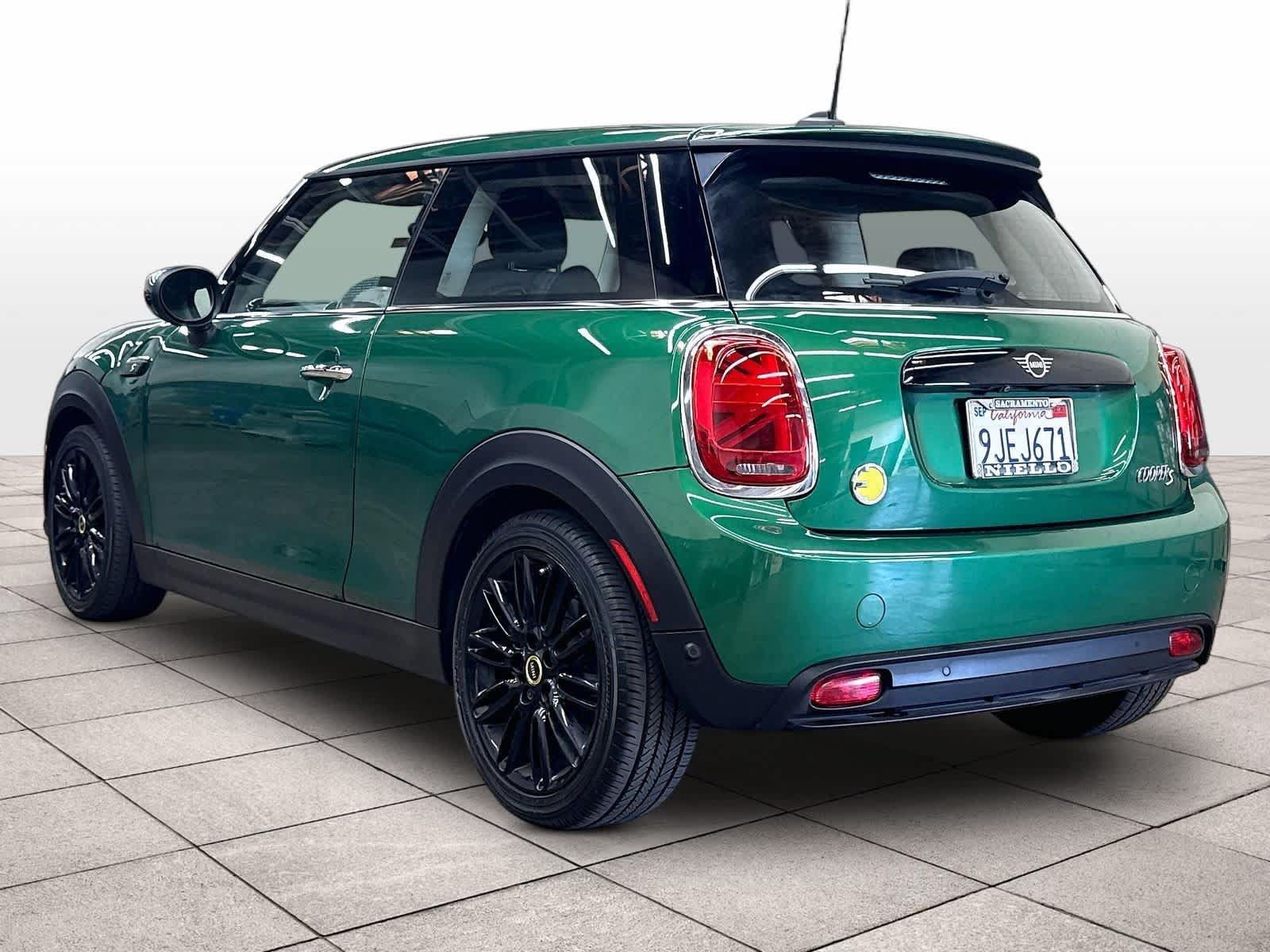 Used 2024 MINI Cooper SE FWD image 15