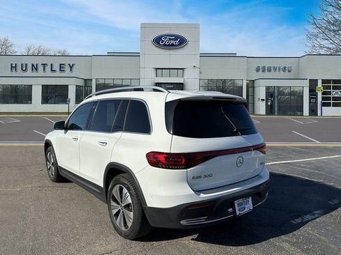 Used 2023 Mercedes-Benz EQB 300 4MATIC w/ Exclusive Package image 6