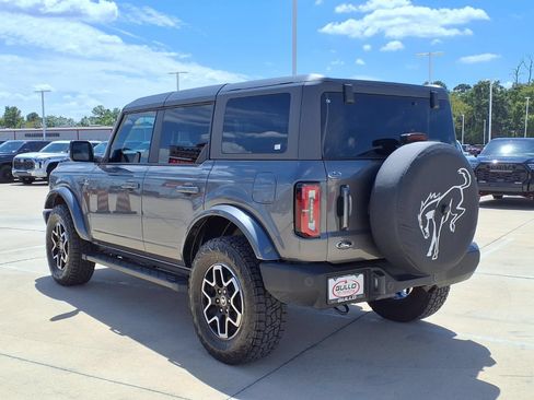Used 2024 Ford Bronco Outer Banks AWD/4WD image 3