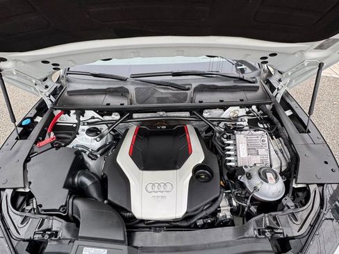 Used 2019 Audi SQ5 Prestige image 30