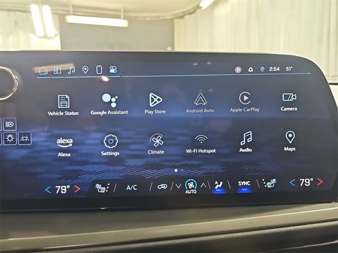 Certified 2024 Chevrolet Traverse LT image 28