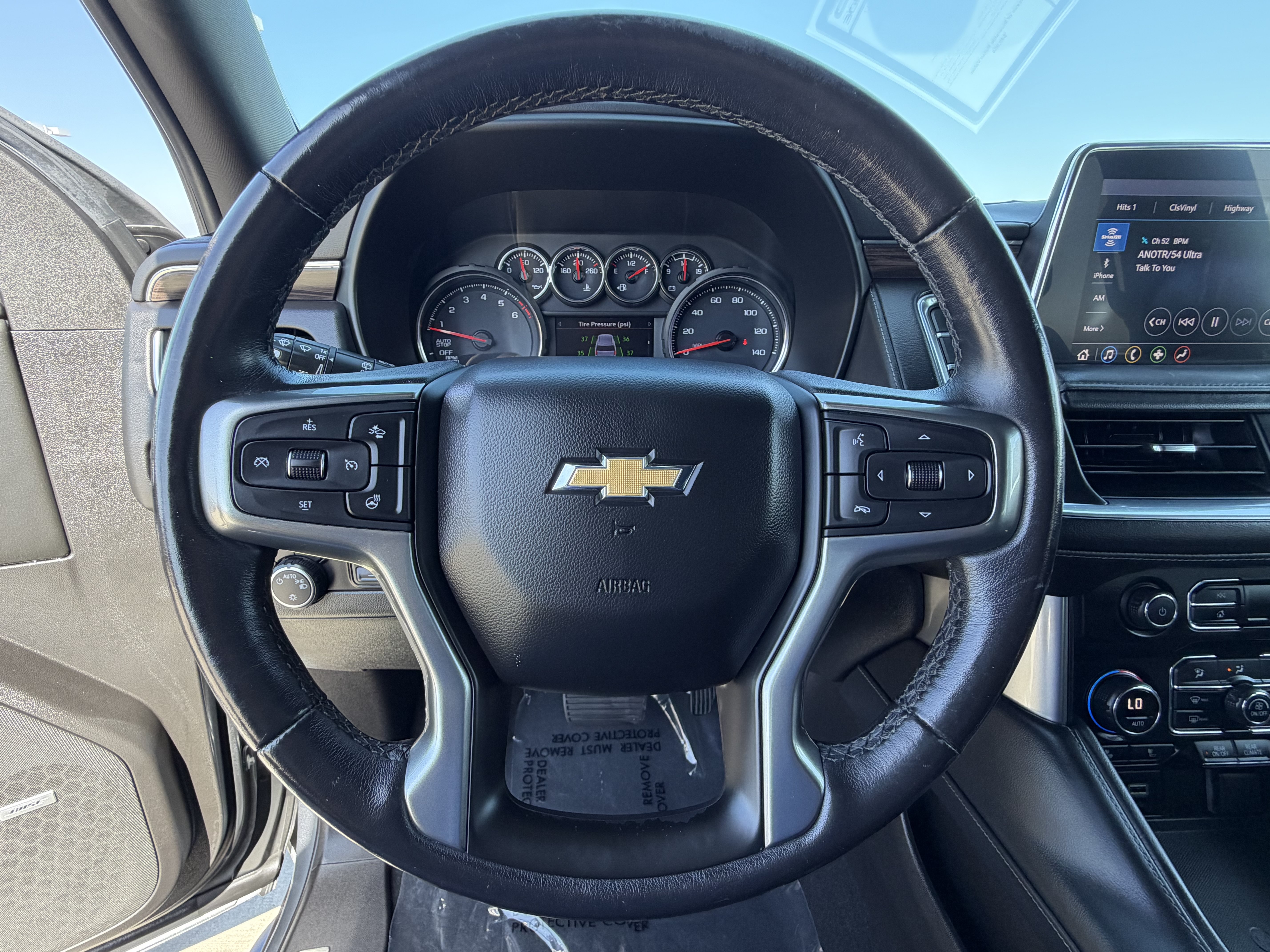 Used 2021 Chevrolet Tahoe LT w/ LT Signature Package RWD image 26