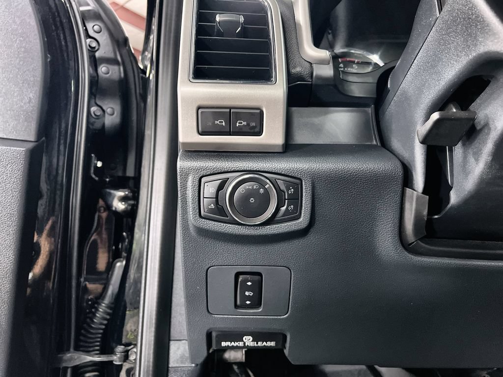 Used 2022 Ford F250 Lariat AWD/4WD image 14