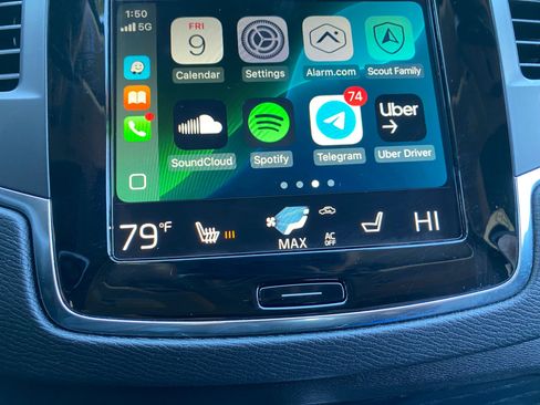 Used 2020 Volvo XC90 T6 Momentum image 78