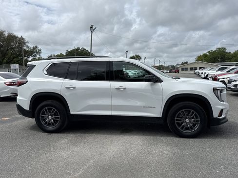 Used 2025 GMC Acadia Elevation FWD image 6