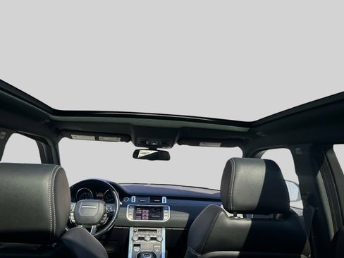 Used 2013 Land Rover Range Rover Evoque Dynamic image 14