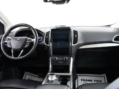 Used 2024 Ford Edge SEL w/ Convenience Package image 7