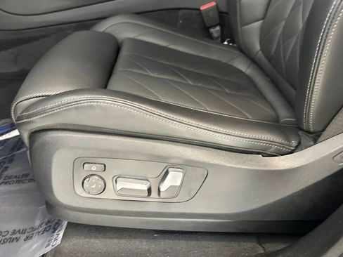 Certified 2025 BMW X5 sDrive40i w/ M Sport Package image 15