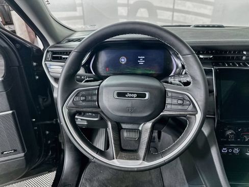 Used 2023 Jeep Grand Cherokee 4WD 4xe image 18