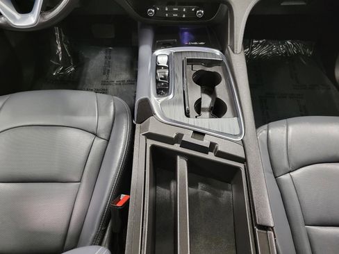 Used 2023 Buick Enclave Essence w/ Experience Buick Package image 18