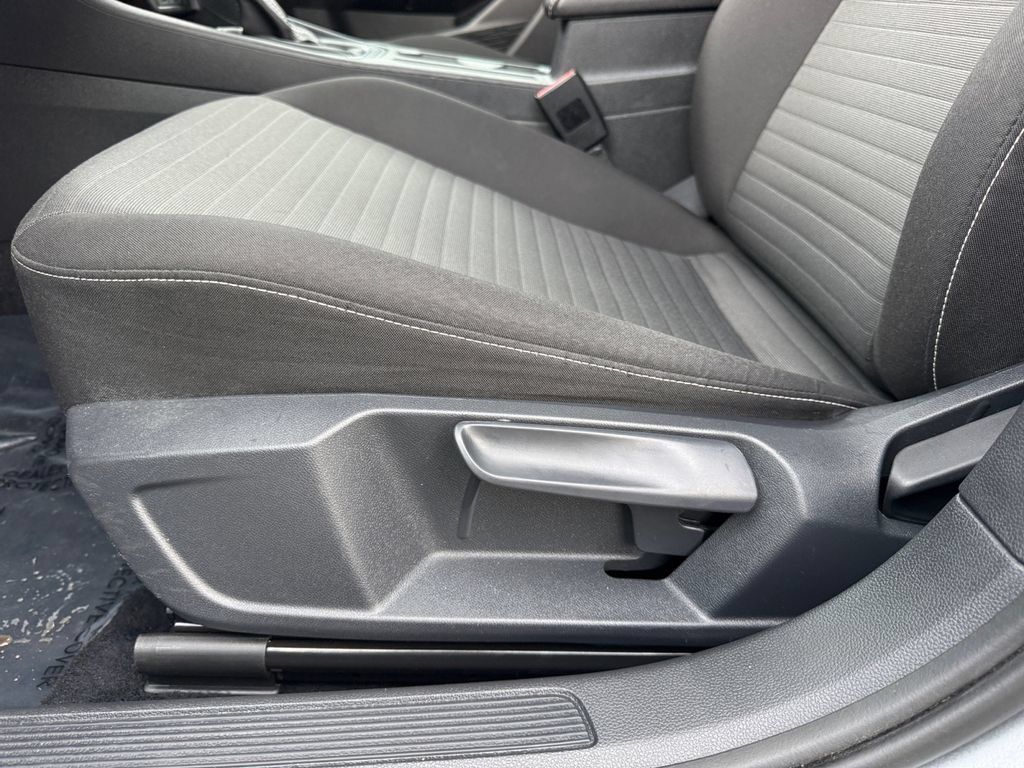 Used 2022 Volkswagen Jetta S FWD image 10