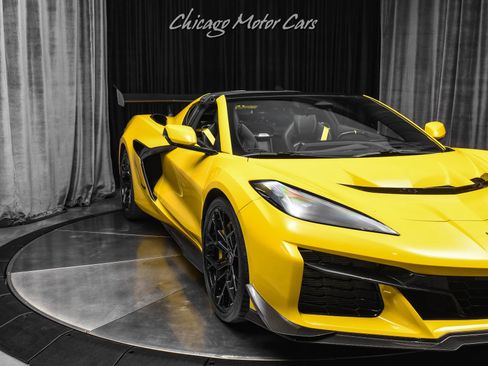 Used 2026 Chevrolet Corvette ZR1 w/ ZR1 Carbon Fiber Aero Package RWD image 54