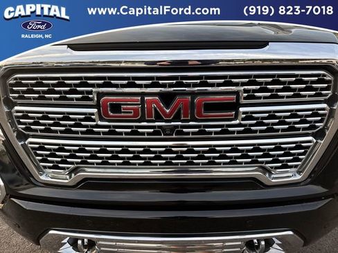 Used 2022 GMC Sierra 1500 Denali w/ Denali Reserve Package image 10