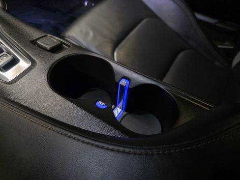 Used 2018 Chevrolet Camaro SS RWD image 29