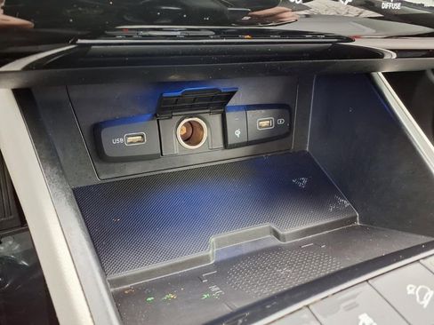 Used 2024 Hyundai Tucson Limited image 10