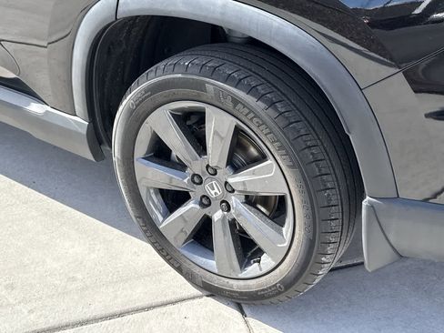 Used 2023 Honda Pilot Sport image 8