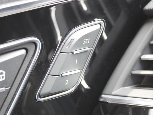 Used 2018 Audi Q7 3.0T Prestige w/ Prestige Package AWD/4WD image 4
