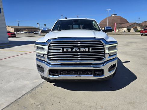 Used 2020 RAM 2500 Laramie image 8