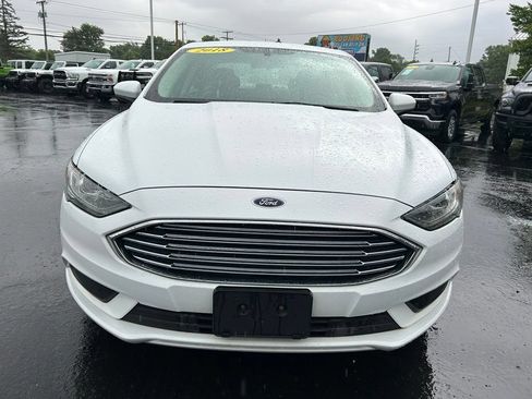 Used 2018 Ford Fusion SE FWD image 10