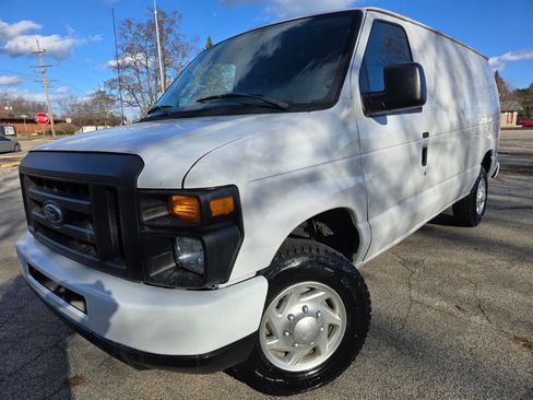 Used 2011 Ford E-250 and Econoline 250 w/ PWR Group image 1