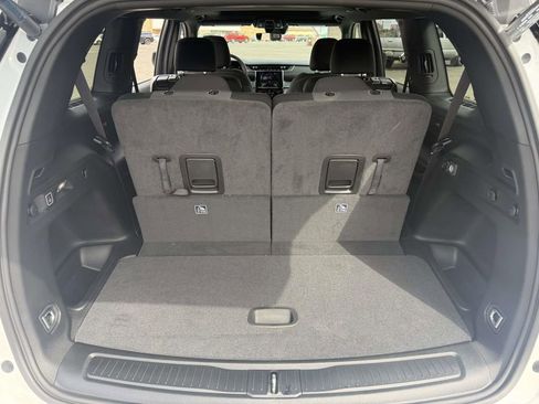 New 2026 Jeep Grand Cherokee L 2WD image 10