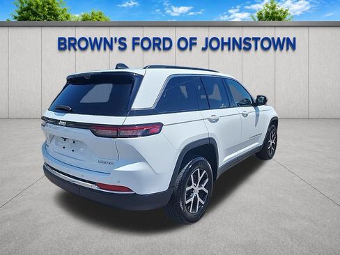Used 2024 Jeep Grand Cherokee Limited w/ Luxury Tech Group II AWD/4WD image 28