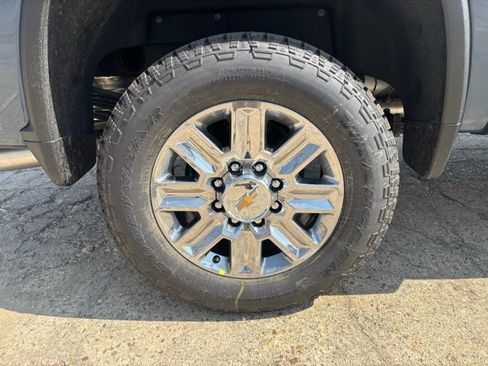 New 2026 Chevrolet Silverado 2500 High Country w/ High Country Premium Package AWD/4WD image 10