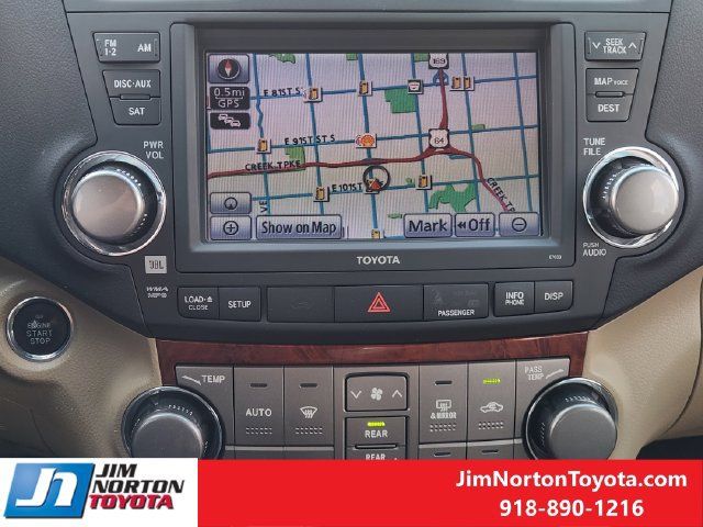 Used 2011 Toyota Highlander Limited w/ Tow Pkg AWD/4WD image 18