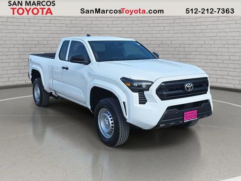 Used 2025 Toyota Tacoma SR image 3