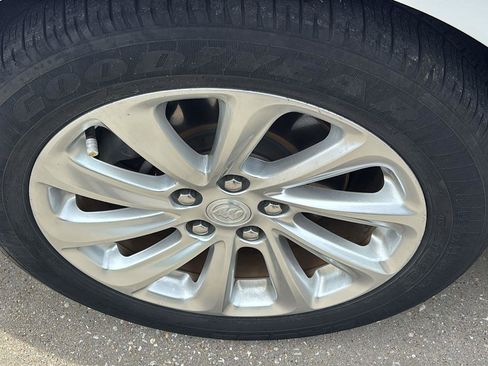 Used 2014 Buick LaCrosse Leather FWD image 12
