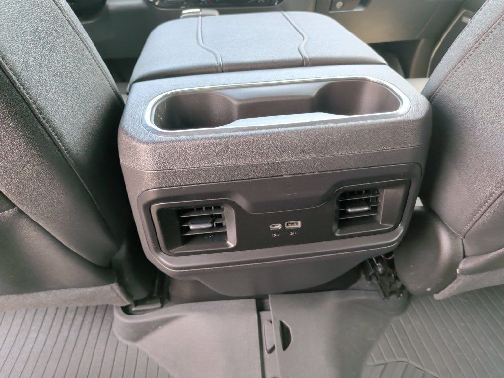 Used 2023 Chevrolet Silverado 1500 LT Trail Boss w/ LT Trail Boss Premium Package AWD/4WD image 19