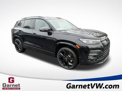 New 2026 Volkswagen Tiguan SE R-Line image 7