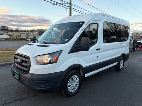 Used 2020 Ford Transit 150 XL image 4