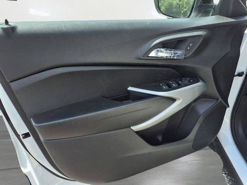 New 2026 Chevrolet Trax RS w/ Driver Confidence Package FWD image 15