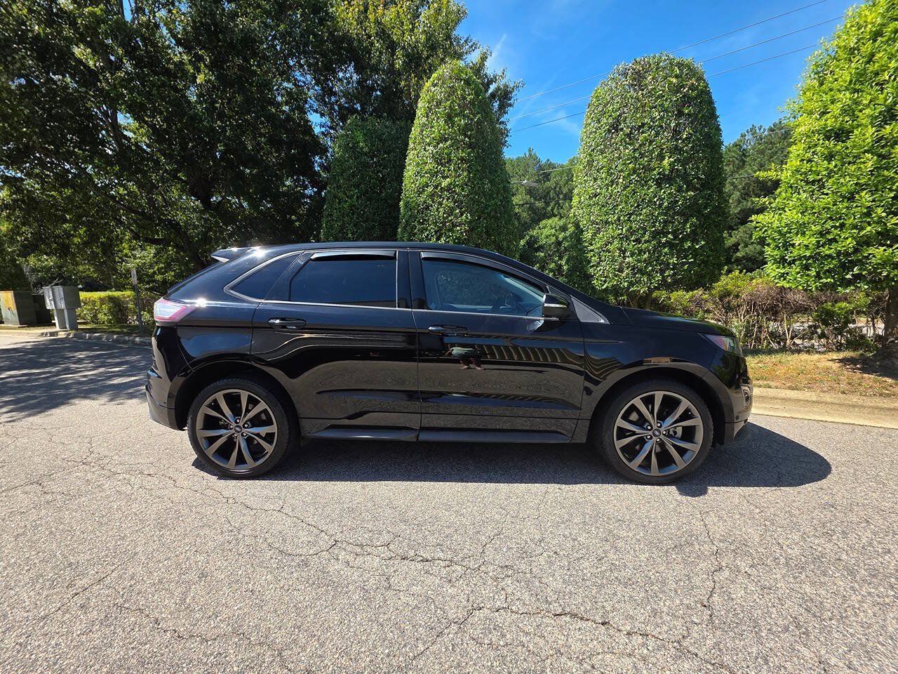 Used 2018 Ford Edge Sport w/ Equipment Group 401A AWD/4WD image 6