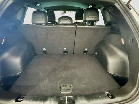 Used 2025 Jeep Compass Trailhawk image 29