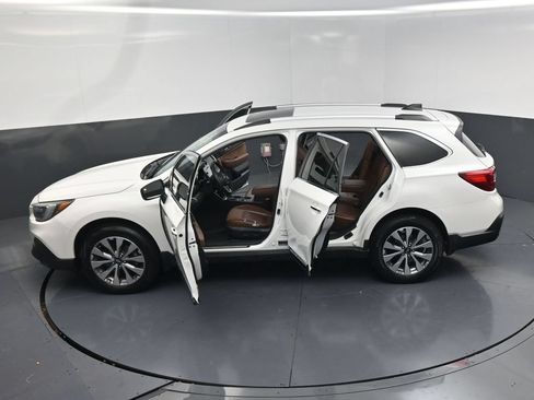 Used 2019 Subaru Outback 2.5i Touring AWD/4WD image 26