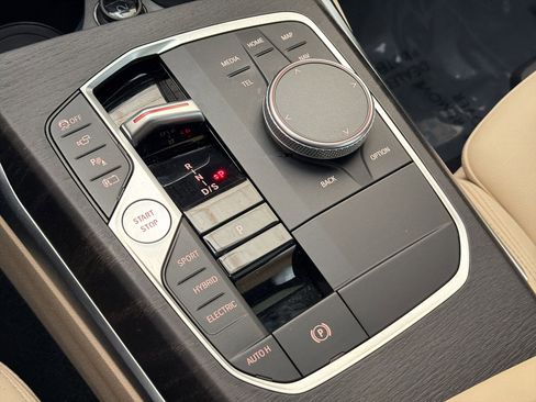 Used 2024 BMW 330e w/ Premium Package image 16